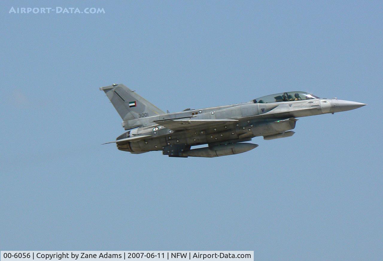 00-6056, 2000 Lockheed Martin F-16F Fighting Falcon C/N RF-1, UAE (3001)  F-16F Block 60 out for a test flight at Lockheed Martin.