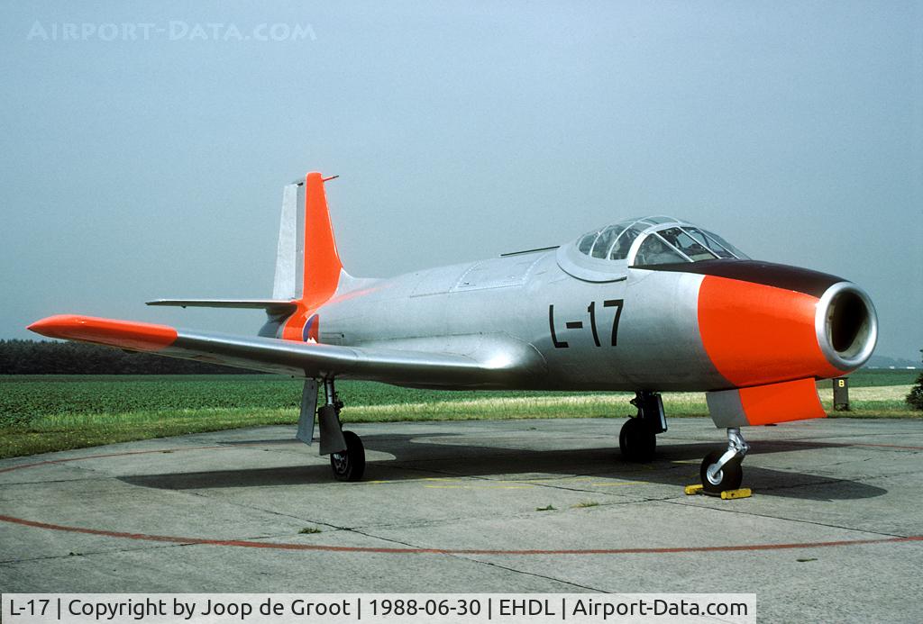 L-17, Fokker S-14 Machtrainer C/N 7362, The Fokker S-14 was the first purpose designed and built jet trainer. Overtaken by the Lockheed T-33 only a small series for the Dutch Air Force was built.