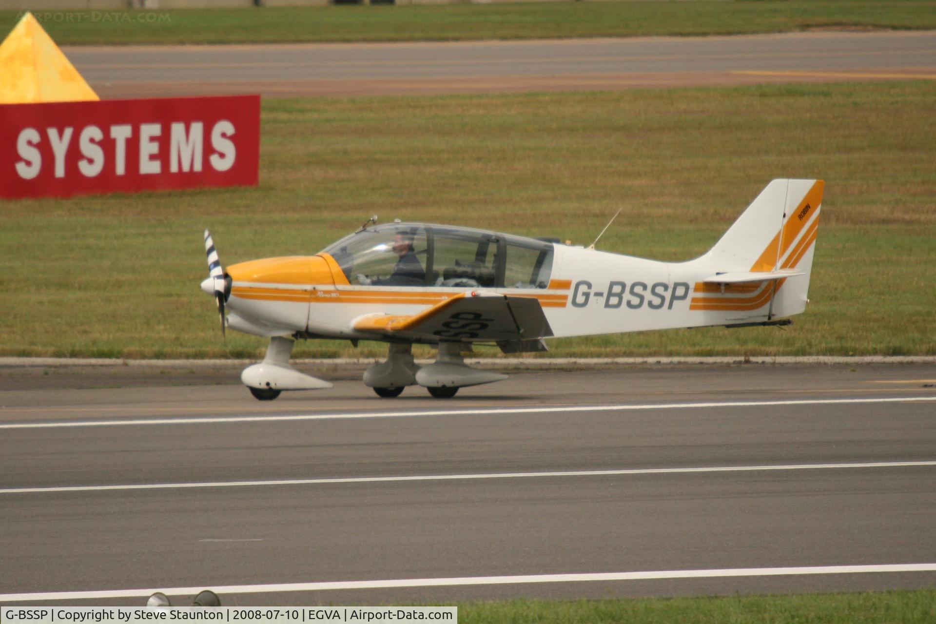 G-BSSP, 1990 Robin DR-400-180R Remorqueur Regent C/N 2015, Taken at the Royal International Air Tattoo 2008 during arrivals and departures (show days cancelled due to bad weather)