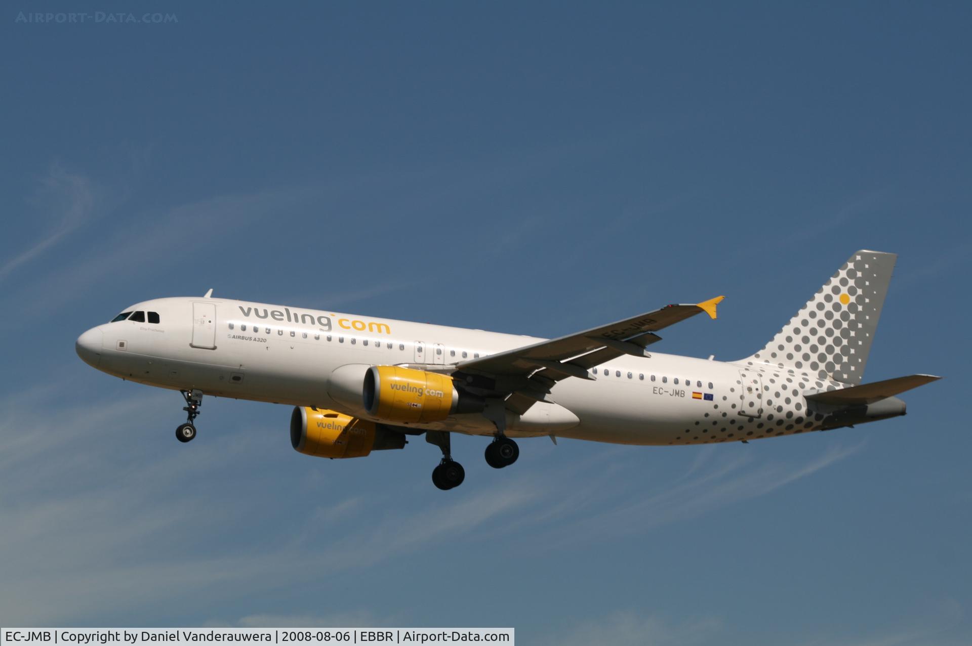 EC-JMB, 2005 Airbus A320-214 C/N 2540, arrival of flight VY7060 to rwy 25L