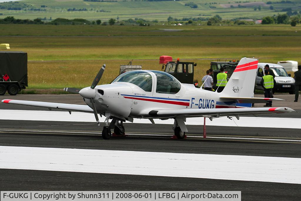 F-GUKG, Grob G-120A-F C/N 85041, Used during CNG Airshow 2008...