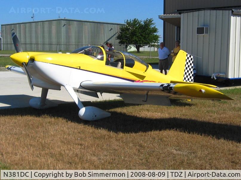 N381DC, 2001 Vans RV-6 C/N 25265, EAA breakfast fly-in at Toledo, OH.