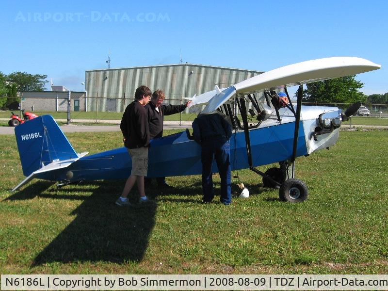 N6186L, 1993 Pietenpol Air Camper C/N 002 (N6186L), EAA breakfast fly-in at Toledo, OH.
