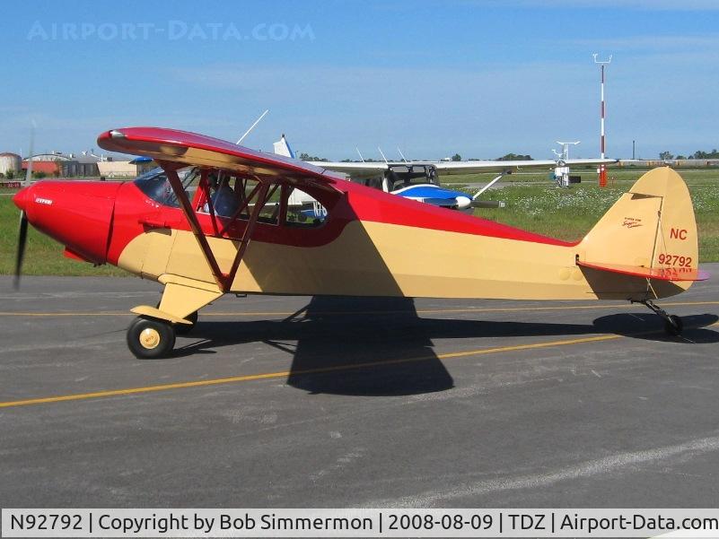 N92792, 1946 Piper PA-12 Super Cruiser C/N 12-238, EAA breakfast fly-in at Toledo, OH.