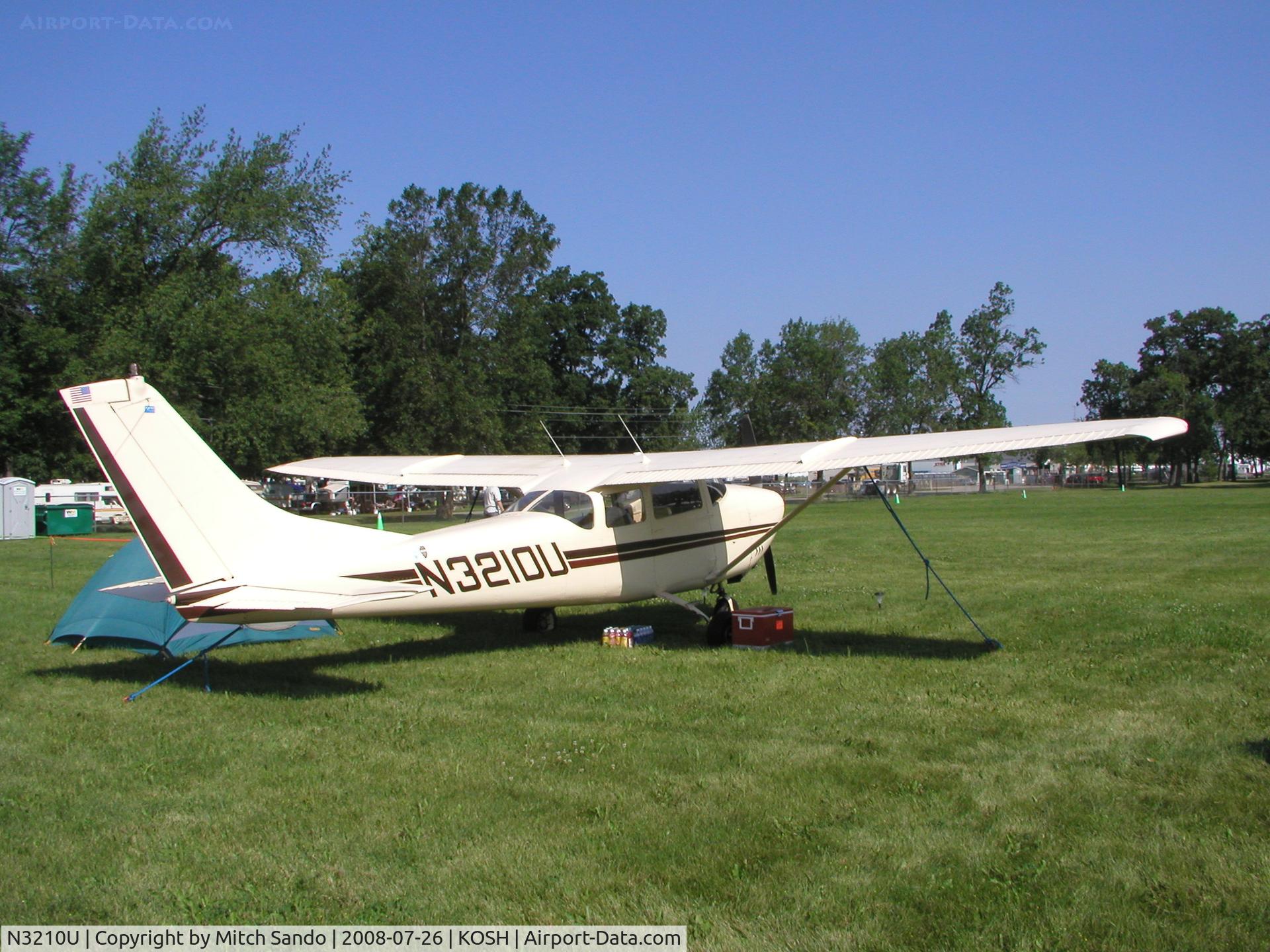 N3210U, 1963 Cessna 182F Skylane C/N 18254610, EAA AirVenture 2008.