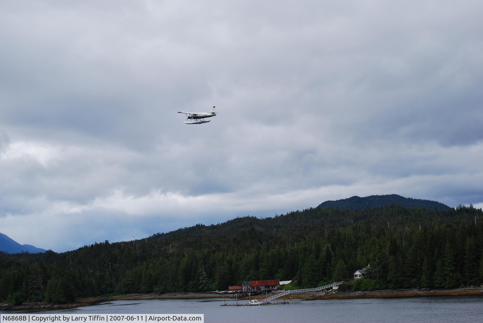 N6868B, 1958 De Havilland Canada DHC-3 Otter C/N 274, In Ketchikan, Passing By