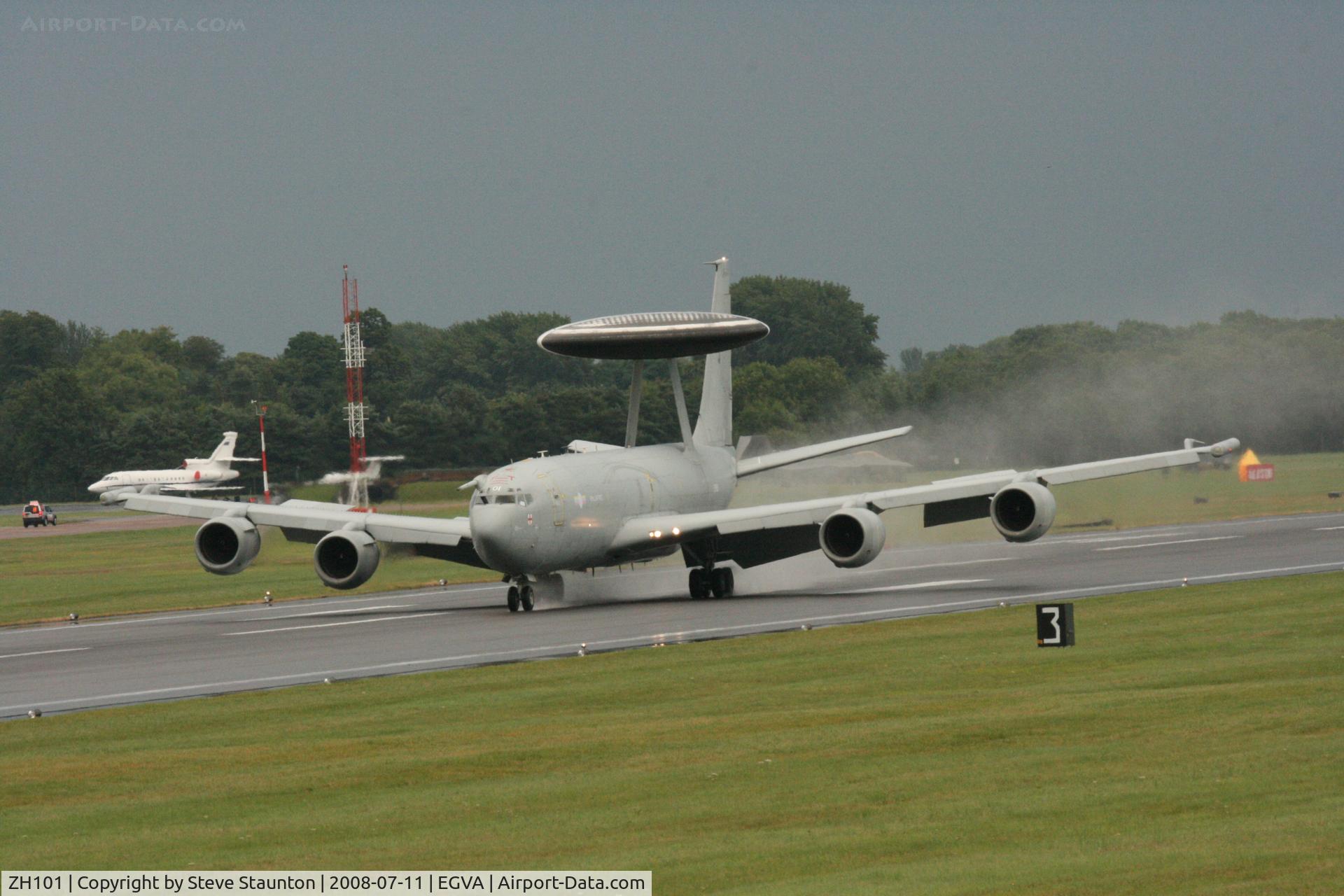 ZH101, 1989 Boeing E-3D Sentry AEW.1 C/N 24109, Taken at the Royal International Air Tattoo 2008 during arrivals and departures (show days cancelled due to bad weather)