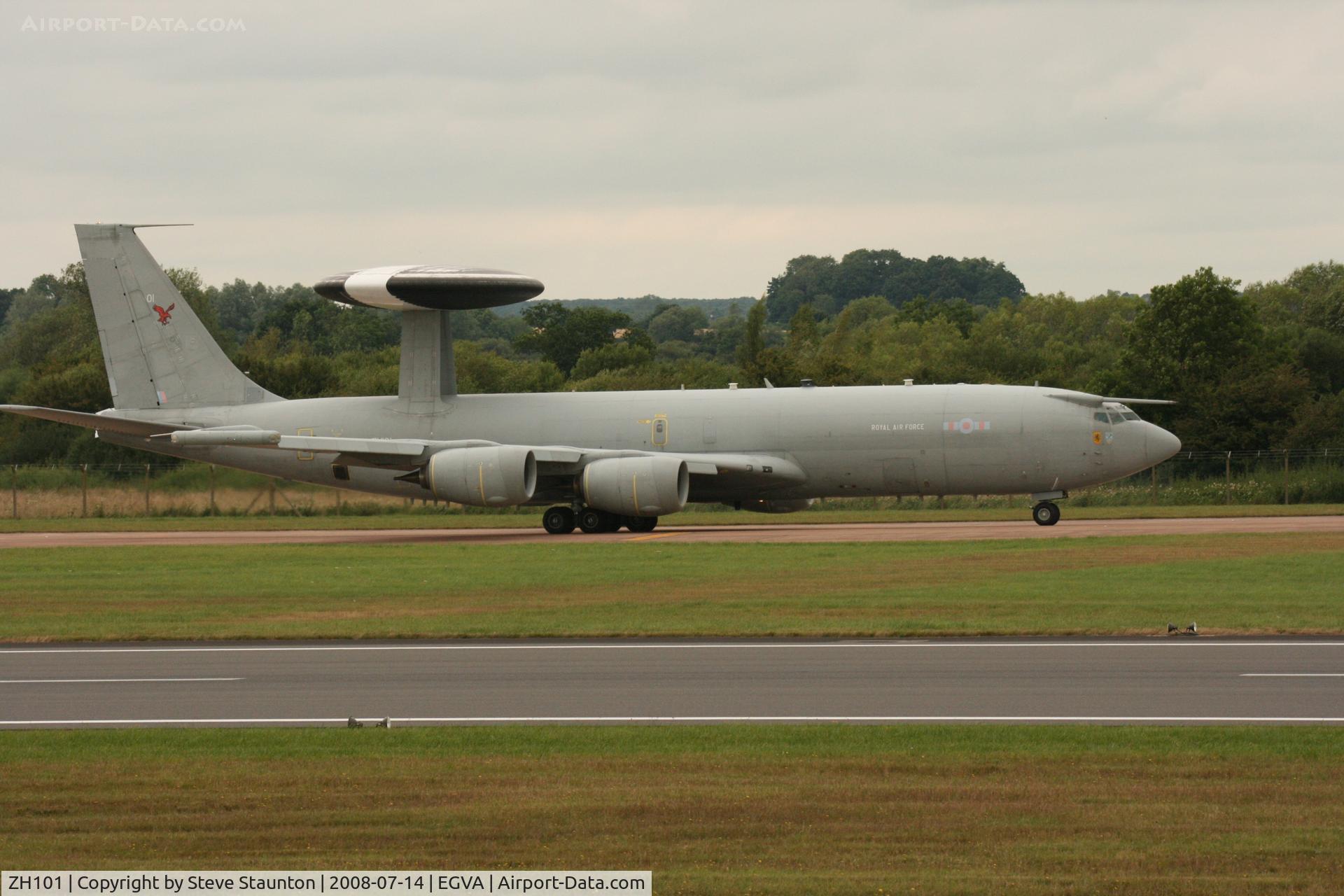 ZH101, 1989 Boeing E-3D Sentry AEW.1 C/N 24109, Taken at the Royal International Air Tattoo 2008 during arrivals and departures (show days cancelled due to bad weather)