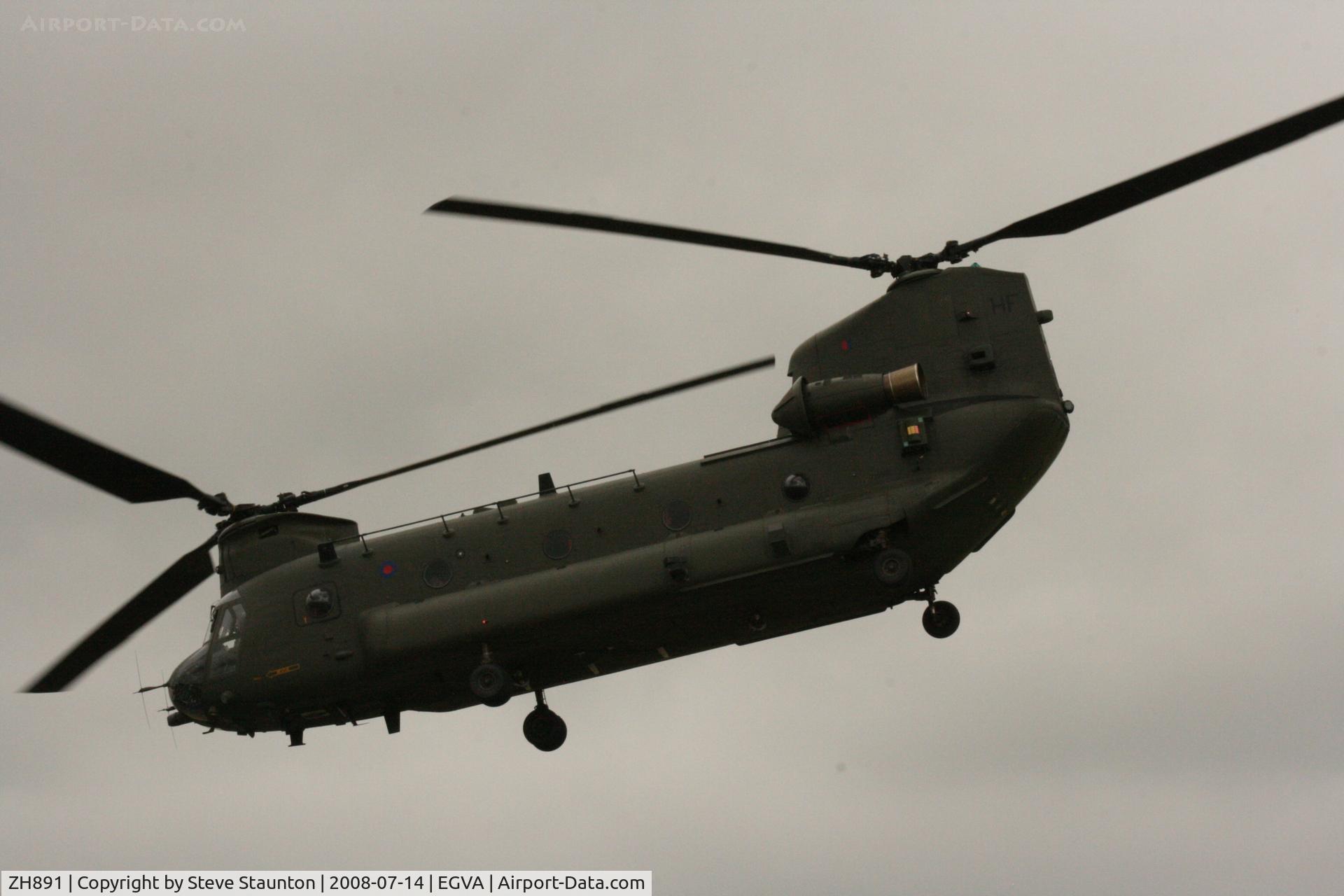 ZH891, 1997 Boeing Chinook HC.6A C/N M4454, Taken at the Royal International Air Tattoo 2008 during arrivals and departures (show days cancelled due to bad weather)