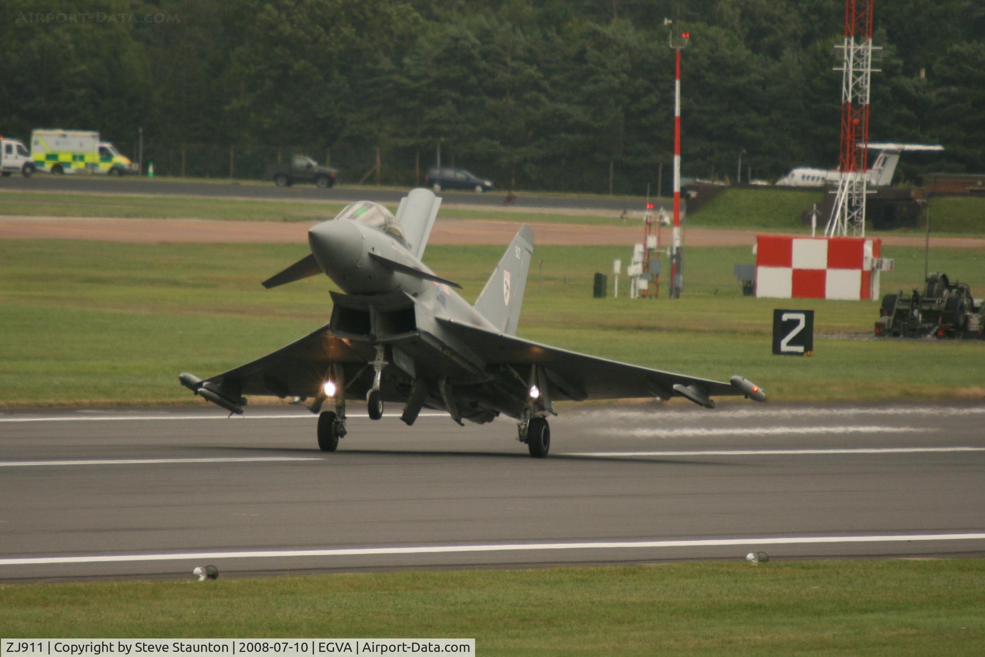 ZJ911, 2005 Eurofighter EF-2000 Typhoon F2 C/N 0041/BS002, Taken at the Royal International Air Tattoo 2008 during arrivals and departures (show days cancelled due to bad weather)