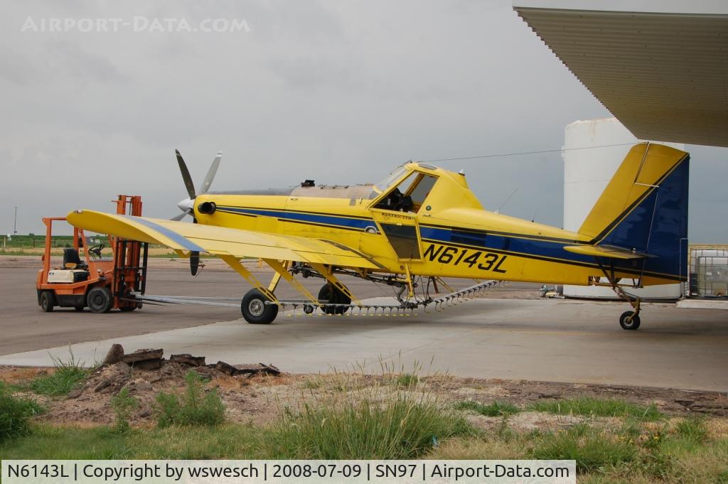 N6143L, 1996 Air Tractor Inc AT-502A C/N 502A-0350, Kubin Aerial - Moscow, Kansas.