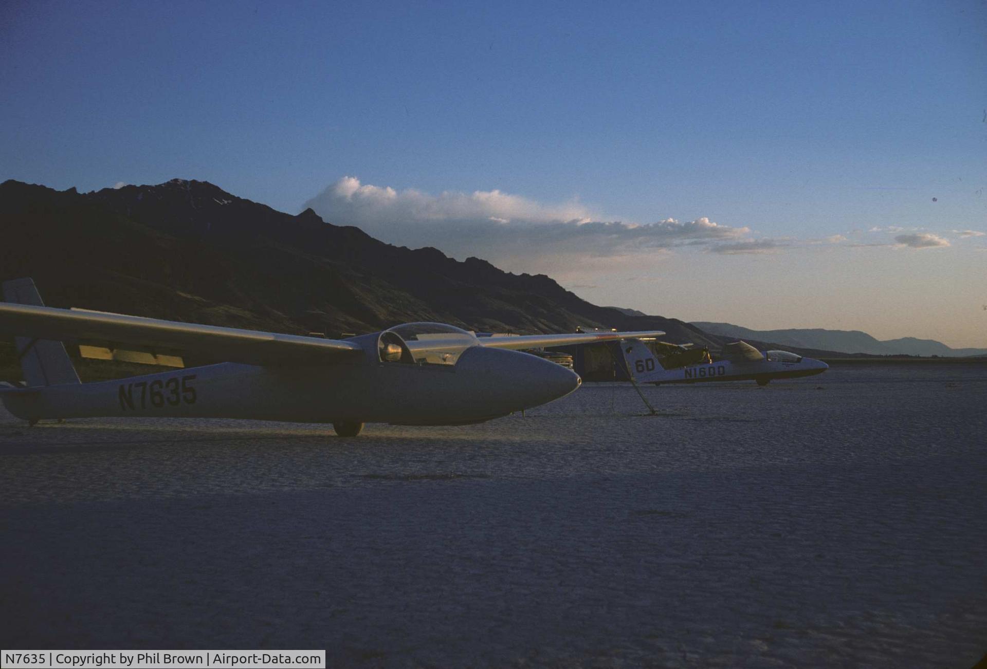 N7635, 1970 Schweizer SGS 1-34 C/N 15, Alvord Desert