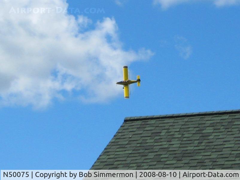 N50075, 1998 Air Tractor Inc AT-502B C/N 502B-0494, Spraying corn next to my house near La Rue, Ohio.