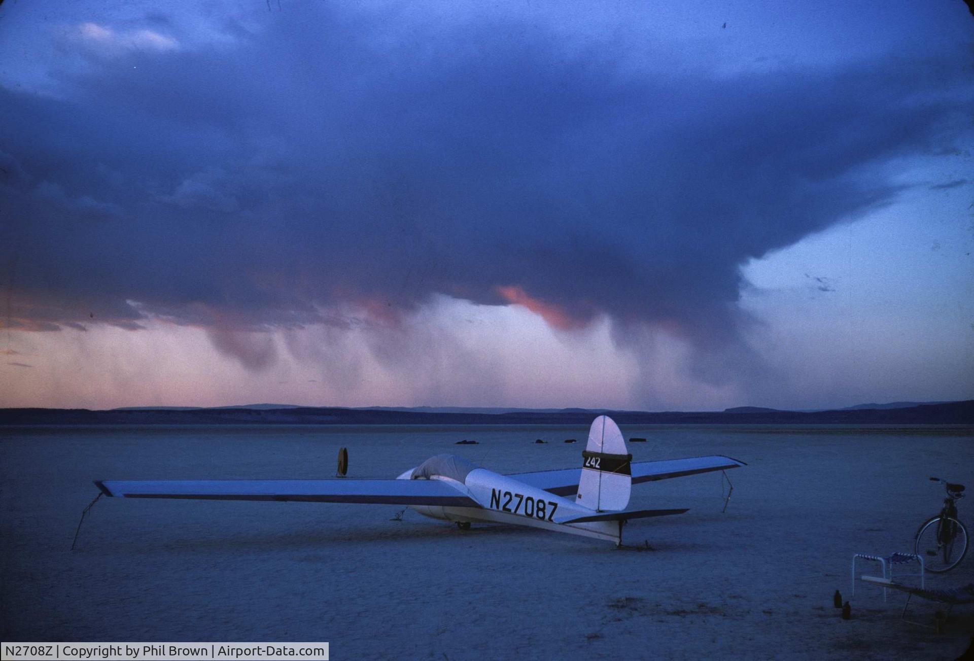 N2708Z, 1964 Schweizer SGS 1-26C C/N 242, Alvord Desert