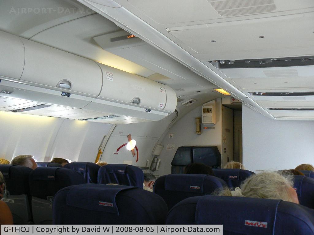 G-THOJ, 1997 Boeing 737-36Q C/N 28659, TOM4264 from Faro to Manchester