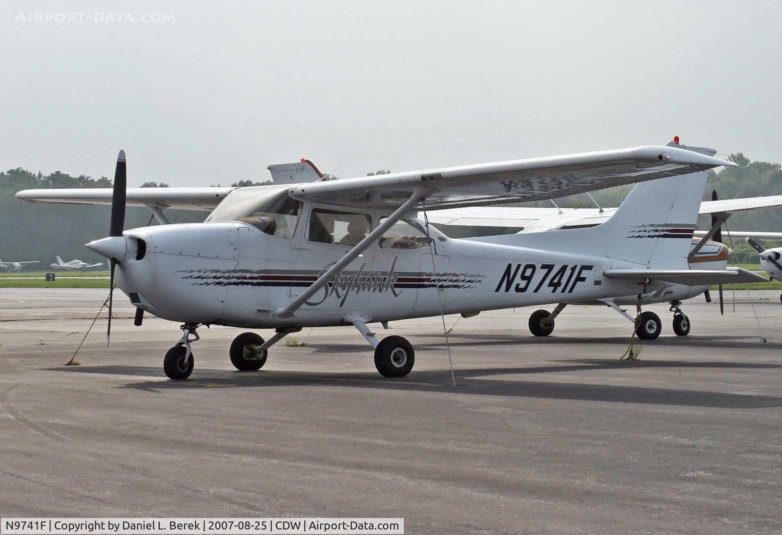 N9741F, 1997 Cessna 172R C/N 17280036, Another one of Genesus One's handsome Skyhawks rests at Caldwell.