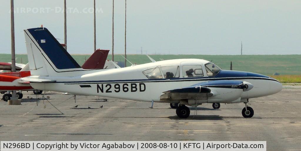 N296BD, 1960 Piper PA-23-250 C/N 27-83, At Front Range Airport