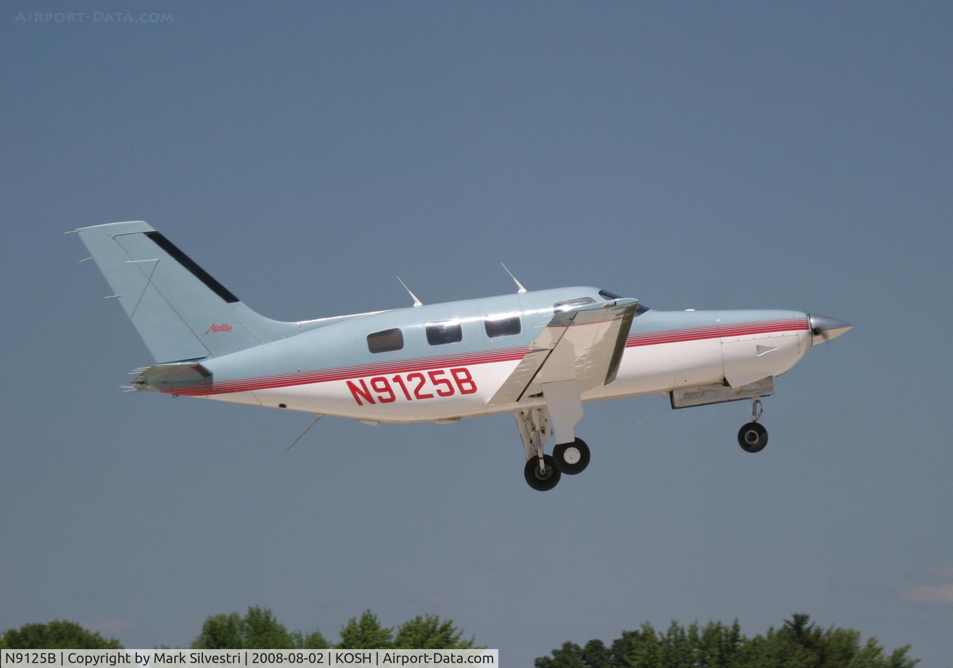 N9125B, 1987 Piper PA-46-310P Malibu C/N 4608068, Oshkosh 2008