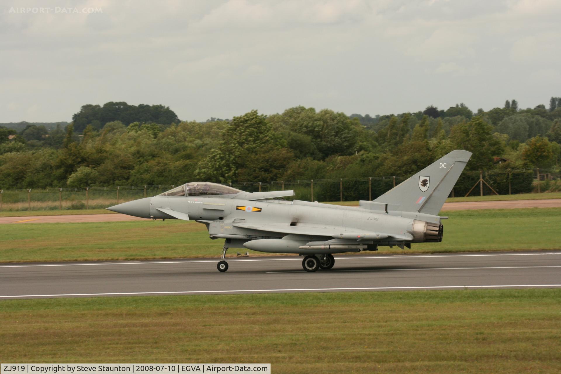 ZJ919, 2006 Eurofighter EF-2000 Typhoon FGR4 C/N 0064/BS010, Taken at the Royal International Air Tattoo 2008 during arrivals and departures (show days cancelled due to bad weather)