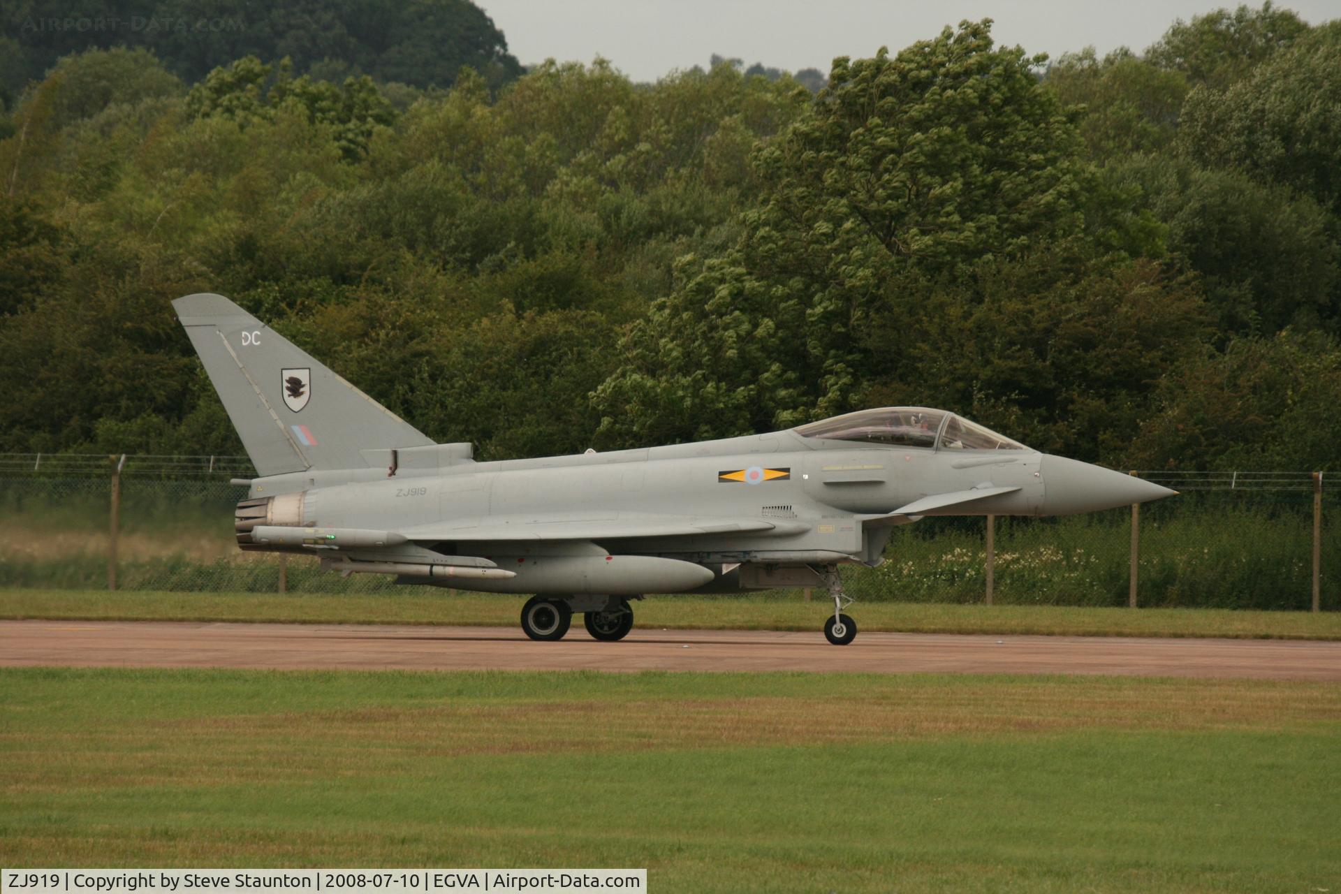 ZJ919, 2006 Eurofighter EF-2000 Typhoon FGR4 C/N 0064/BS010, Taken at the Royal International Air Tattoo 2008 during arrivals and departures (show days cancelled due to bad weather)