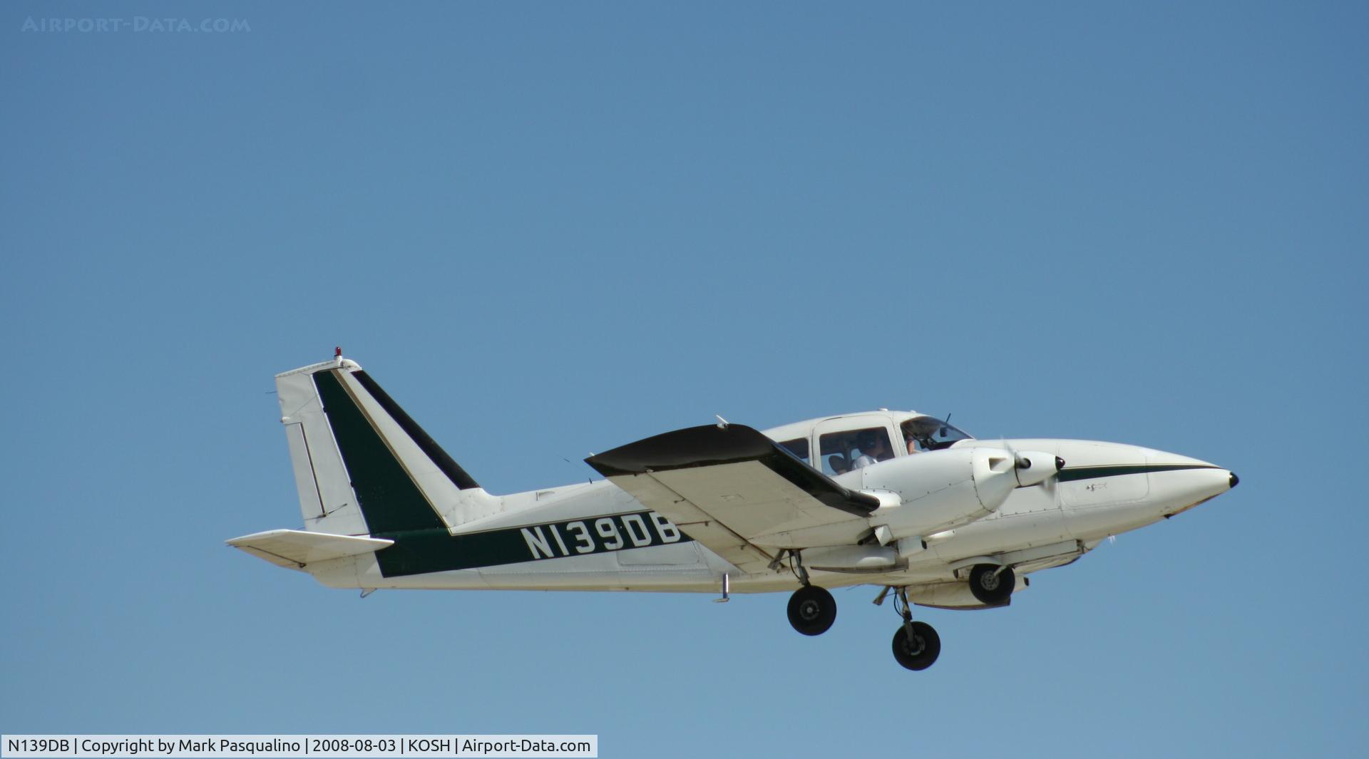 N139DB, 1971 Piper PA-23-250 Aztec C/N 27-4611, Piper PA-23-250