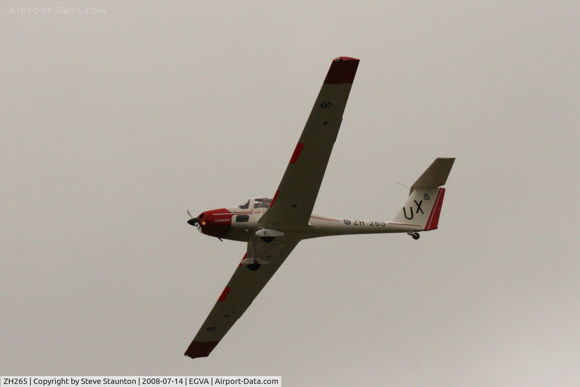 ZH265, Grob G-109B Vigilant T1 C/N 6565, Taken at the Royal International Air Tattoo 2008 during arrivals and departures (show days cancelled due to bad weather)
