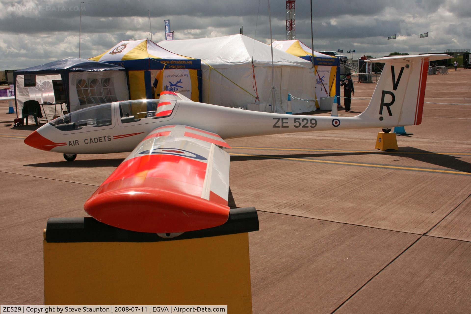 ZE529, 1985 Grob G-103 Viking T.1 C/N 33898-K-136, Taken at the Royal International Air Tattoo 2008 during arrivals and departures (show days cancelled due to bad weather)