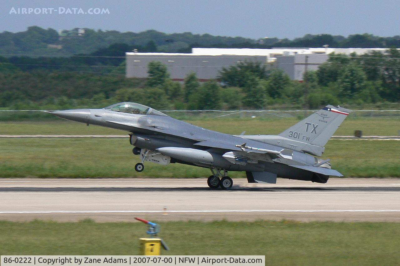 86-0222, 1986 General Dynamics F-16C Fighting Falcon C/N 5C-328, Landing at Carswell Field (NASJRB Ft. Worth)