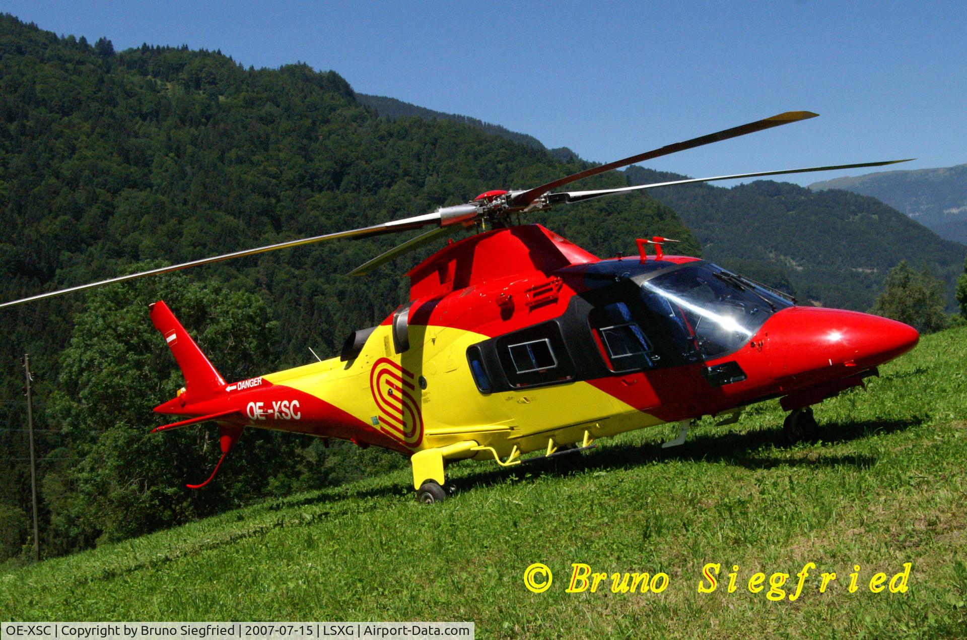 OE-XSC, Agusta A-109E Power C/N 11148, Gsteigwiler Heliport