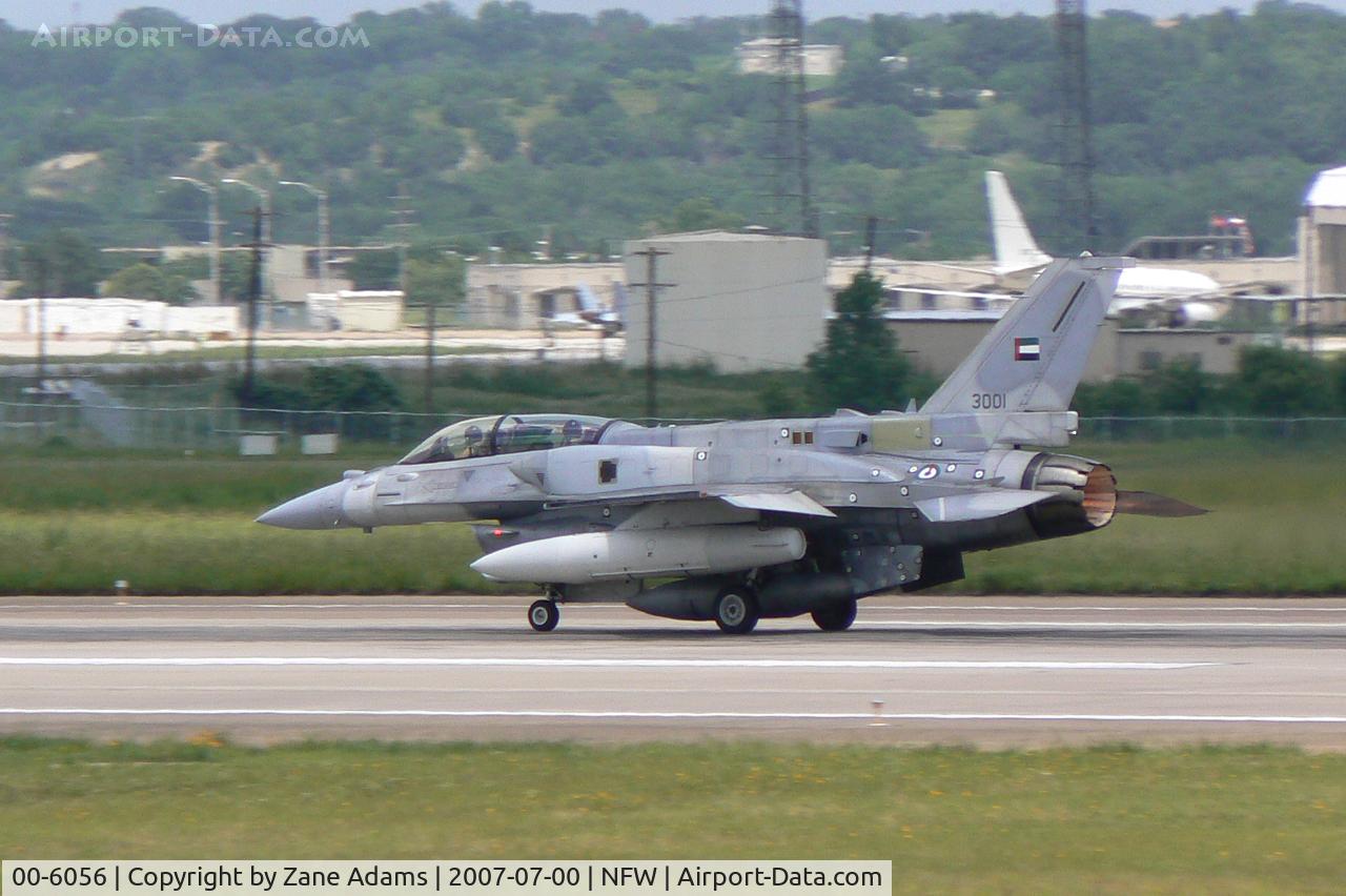 00-6056, 2000 Lockheed Martin F-16F Fighting Falcon C/N RF-1, UAE (3001) F-16E Block 60 Departing NASJRB Ft. Worth.
