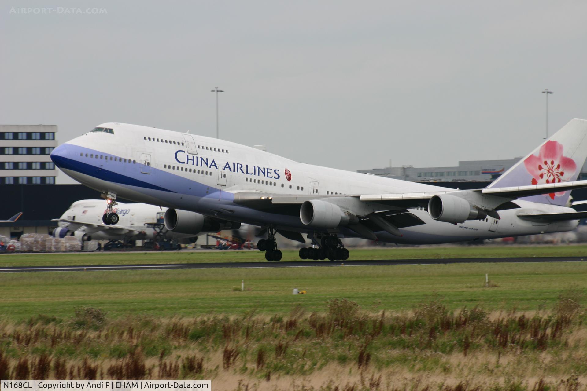 N168CL, 1999 Boeing 747-409 C/N 29906, WOW