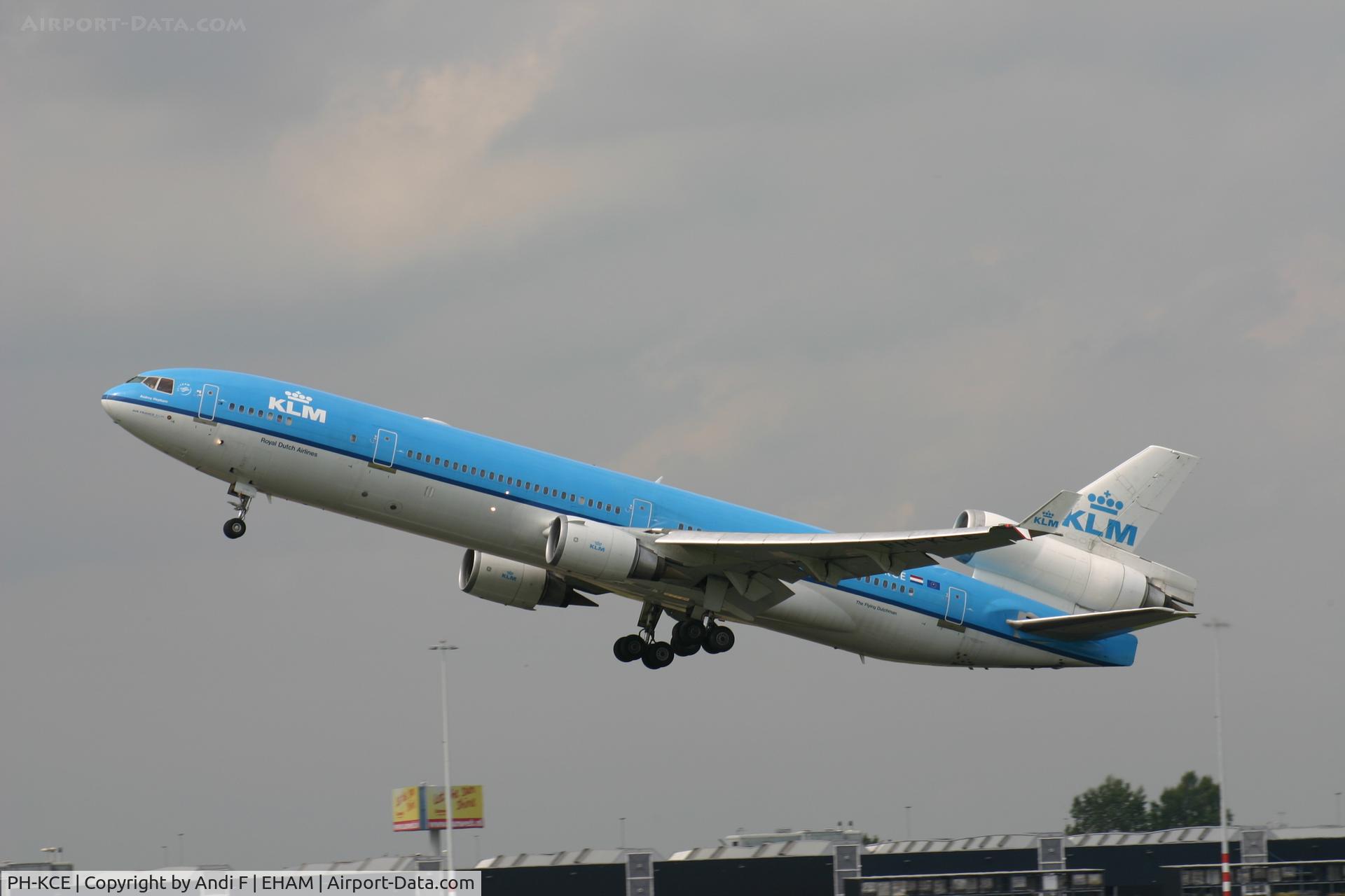 PH-KCE, 1994 McDonnell Douglas MD-11 C/N 48559, looks great