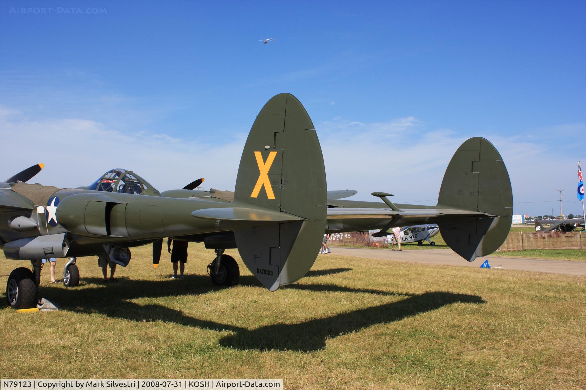 N79123, 1945 Lockheed P-38L-5 Lightning C/N 422-8235, Oshkosh 2008