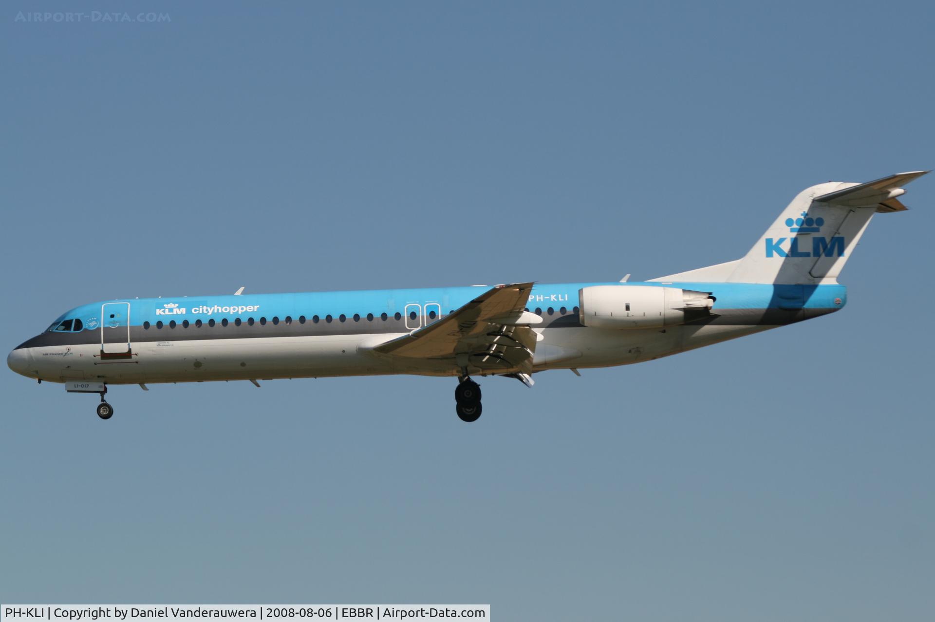 PH-KLI, 1989 Fokker 100 (F-28-0100) C/N 11273, arrival of flight KL1723 to rwy 25L
