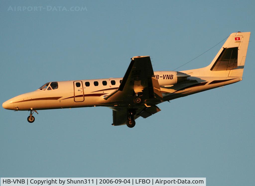 HB-VNB, 1994 Cessna 560 Citation Ultra C/N 560-0271, Landing rwy 32L...