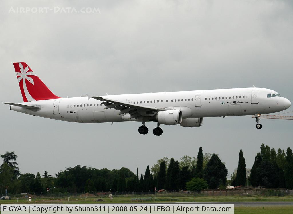 F-GYAR, 1995 Airbus A321-211 C/N 891, Landing rwy 32R... new FRAM c/s...