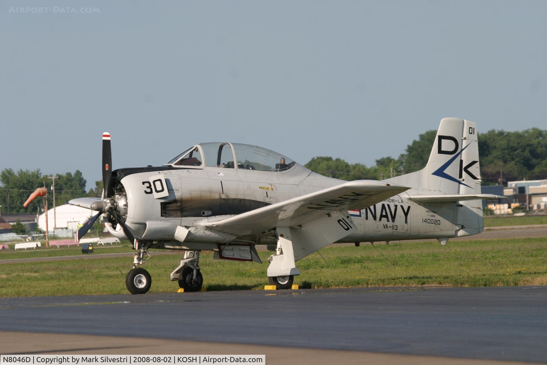 N8046D, 1954 North American T-28B Trojan C/N 219-19 (140020), Oshkosh 2008
