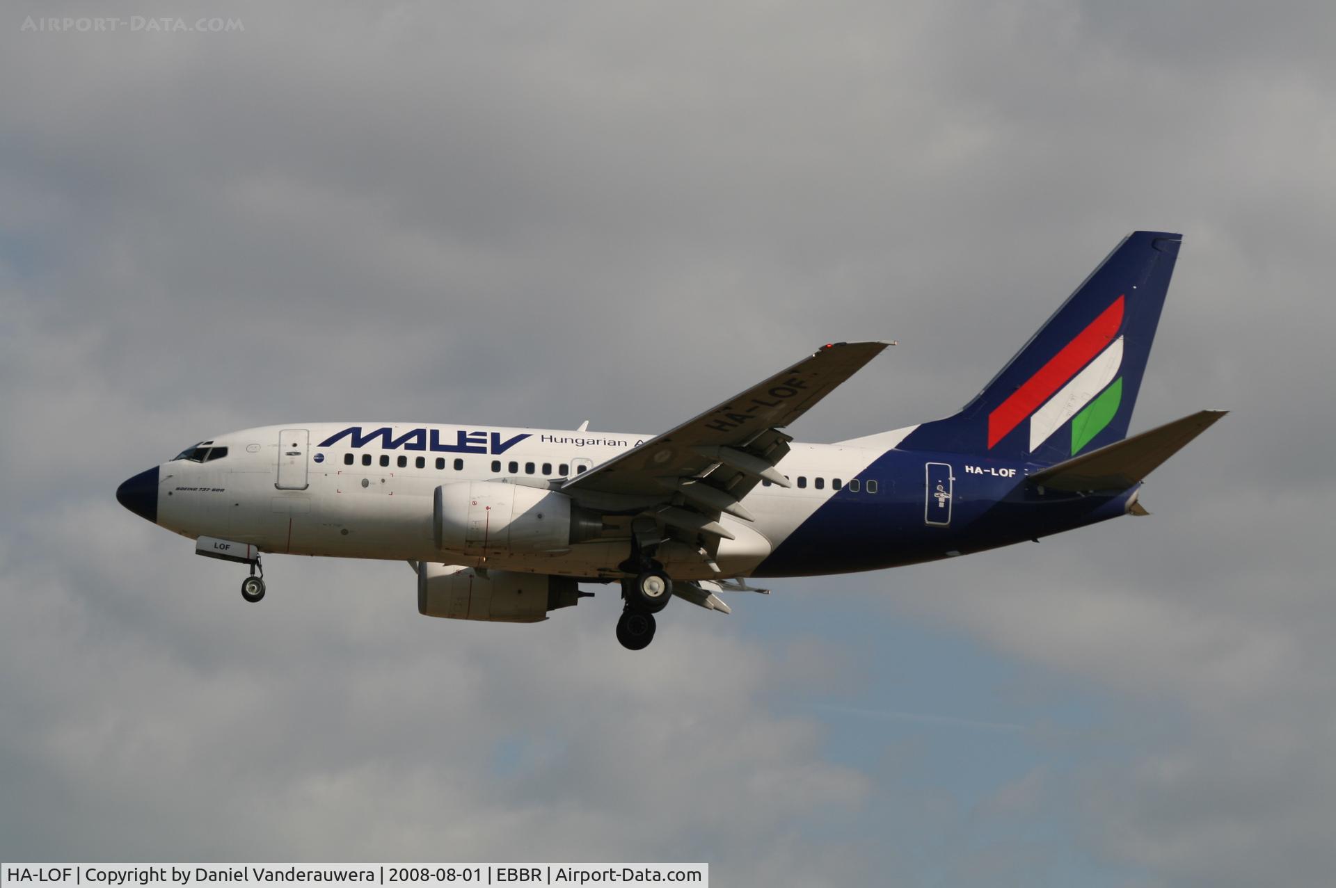 HA-LOF, 2003 Boeing 737-6Q8 C/N 29348, arrival of flight MA600 to rwy 25L
