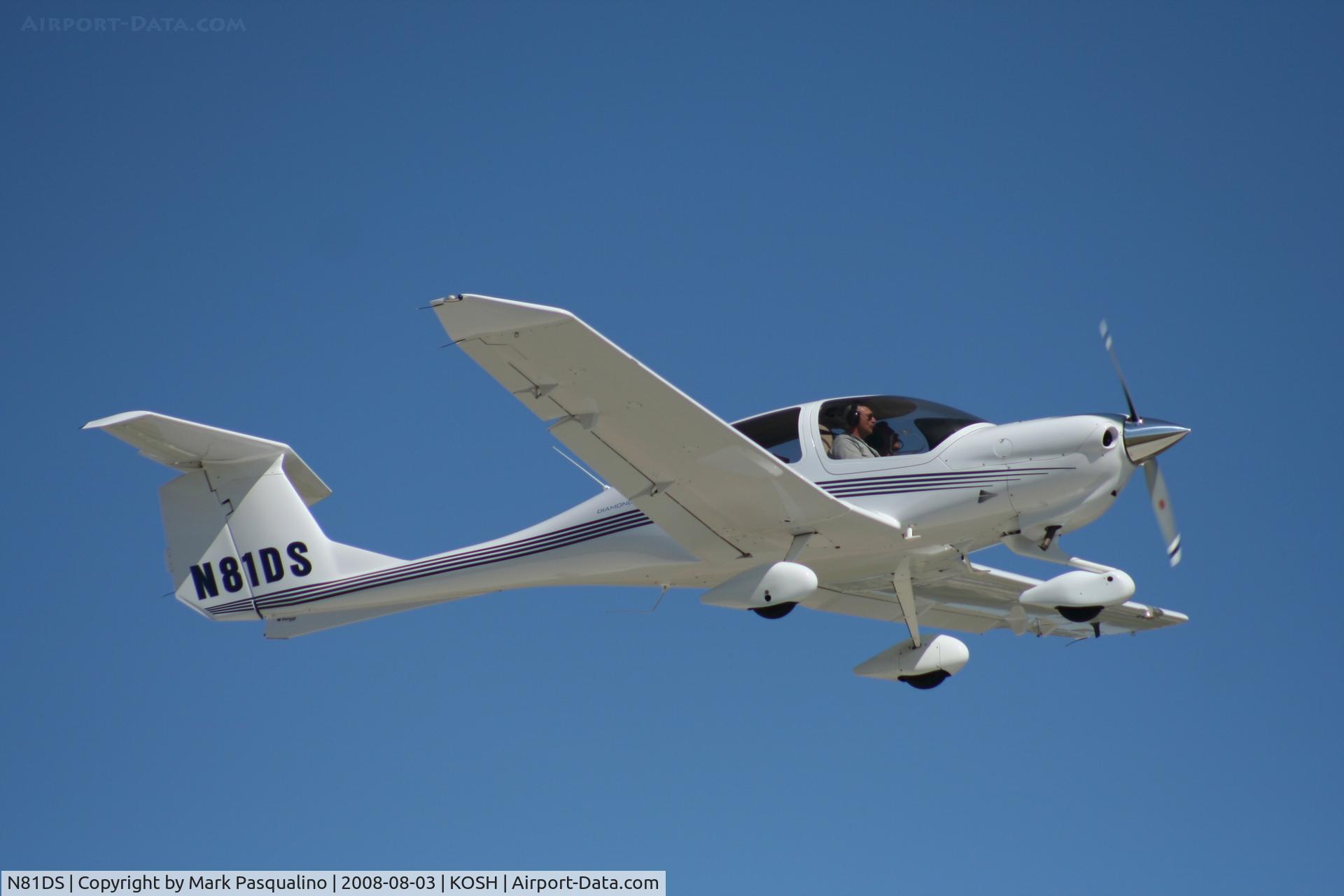 N81DS, 2004 Diamond DA-40 Diamond Star C/N 40.406, DA 40