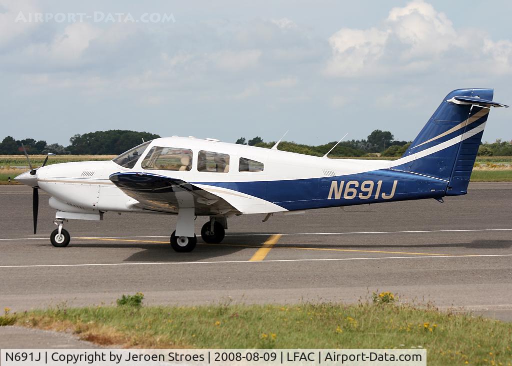 N691J, 1987 Piper PA-28RT-201T Arrow IV C/N 28R-8631003, Windy airport that day