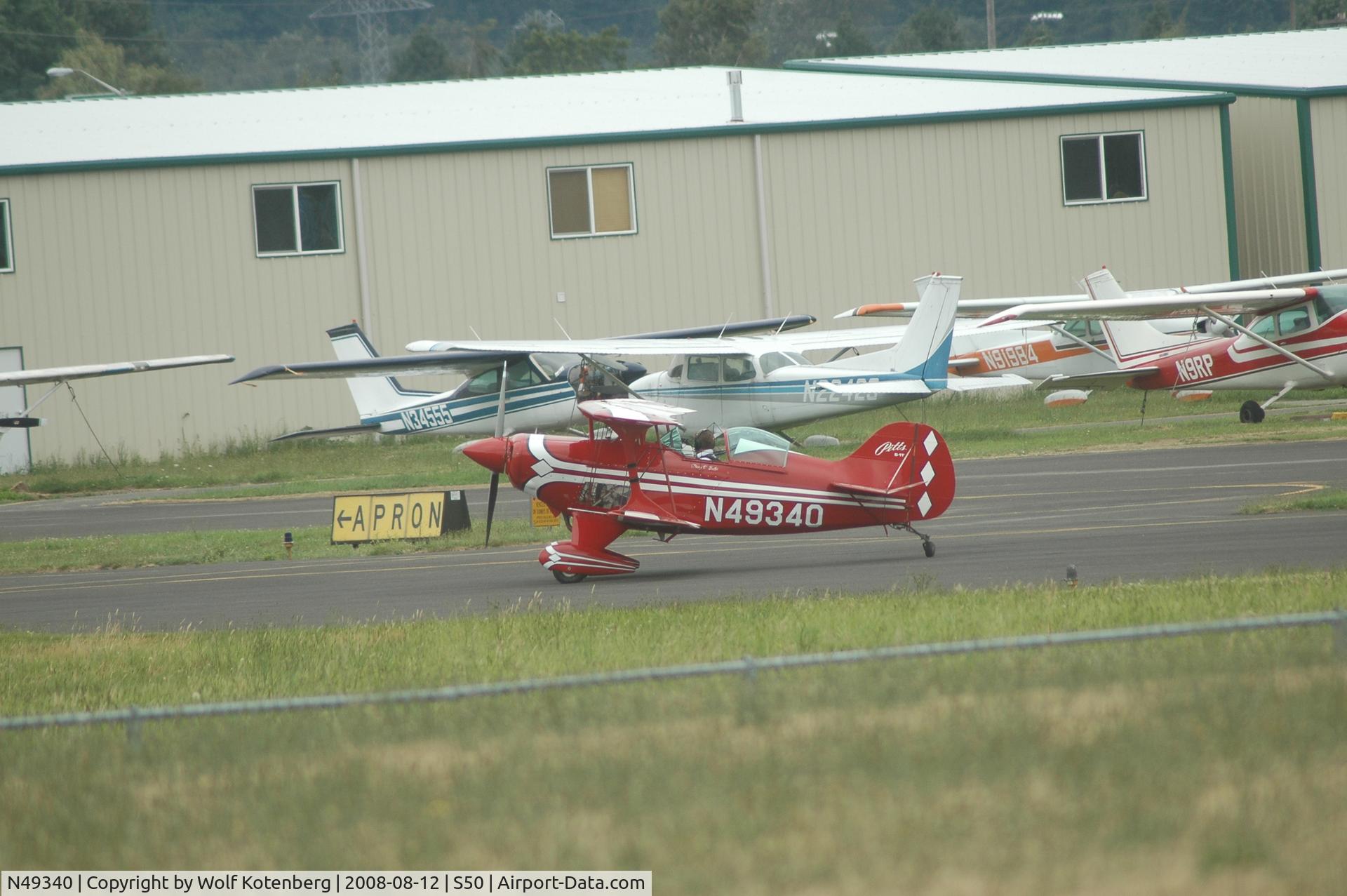 N49340, 1987 Aerotek Pitts S-1T Special C/N 1048, preparing for take-off