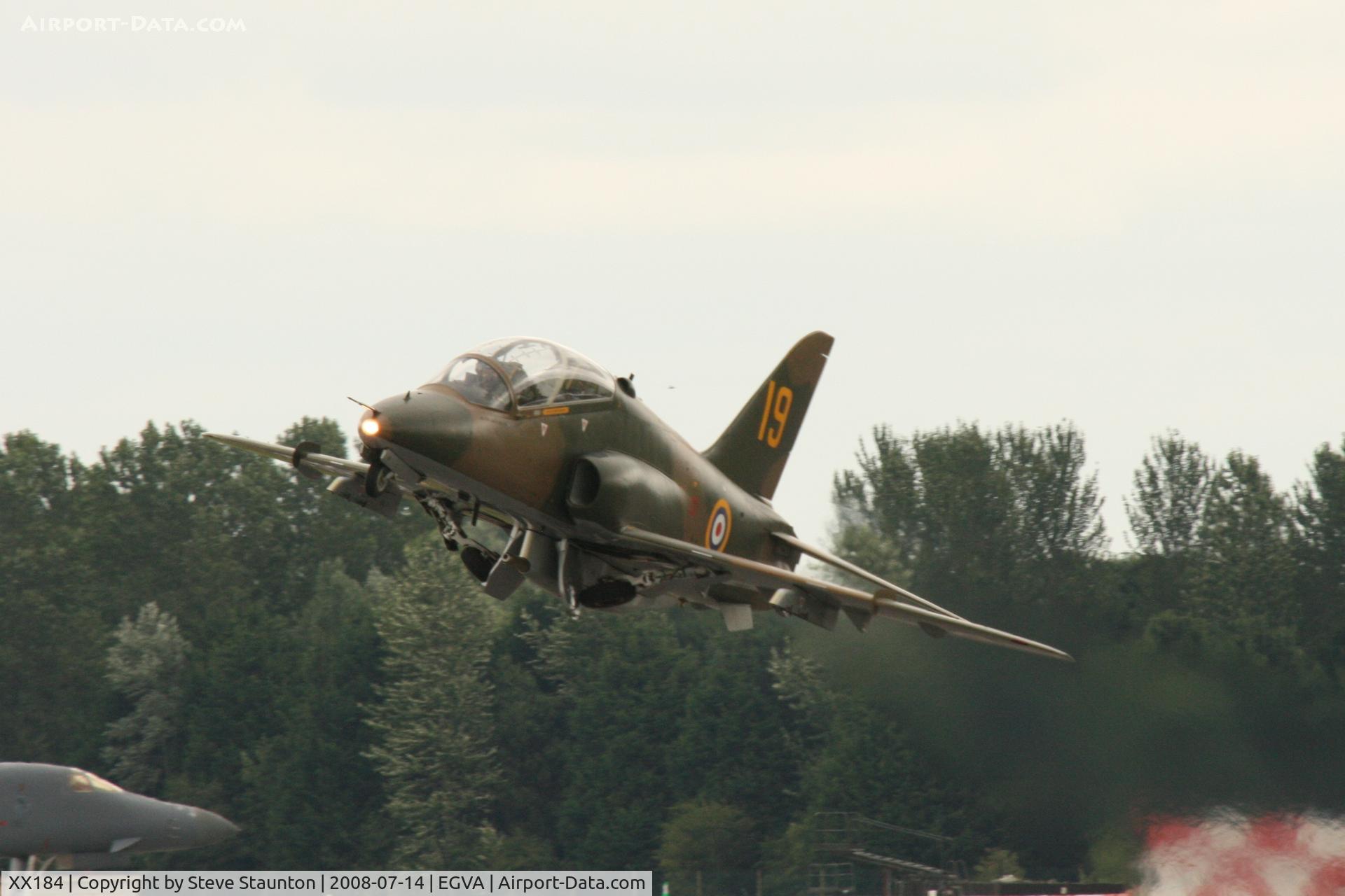 XX184, 1977 Hawker Siddeley Hawk T.1 C/N 031/312031, Taken at the Royal International Air Tattoo 2008 during arrivals and departures (show days cancelled due to bad weather)