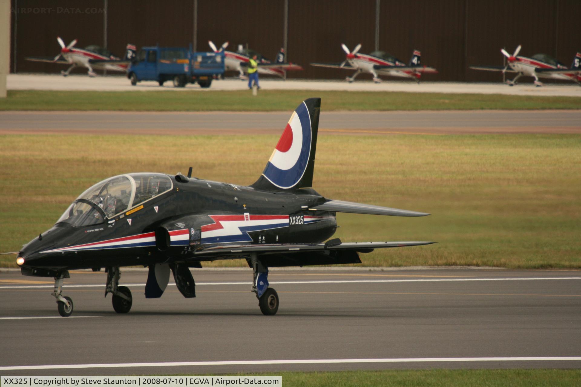 XX325, 1980 Hawker Siddeley Hawk T.1 C/N 169/312150, Taken at the Royal International Air Tattoo 2008 during arrivals and departures (show days cancelled due to bad weather)