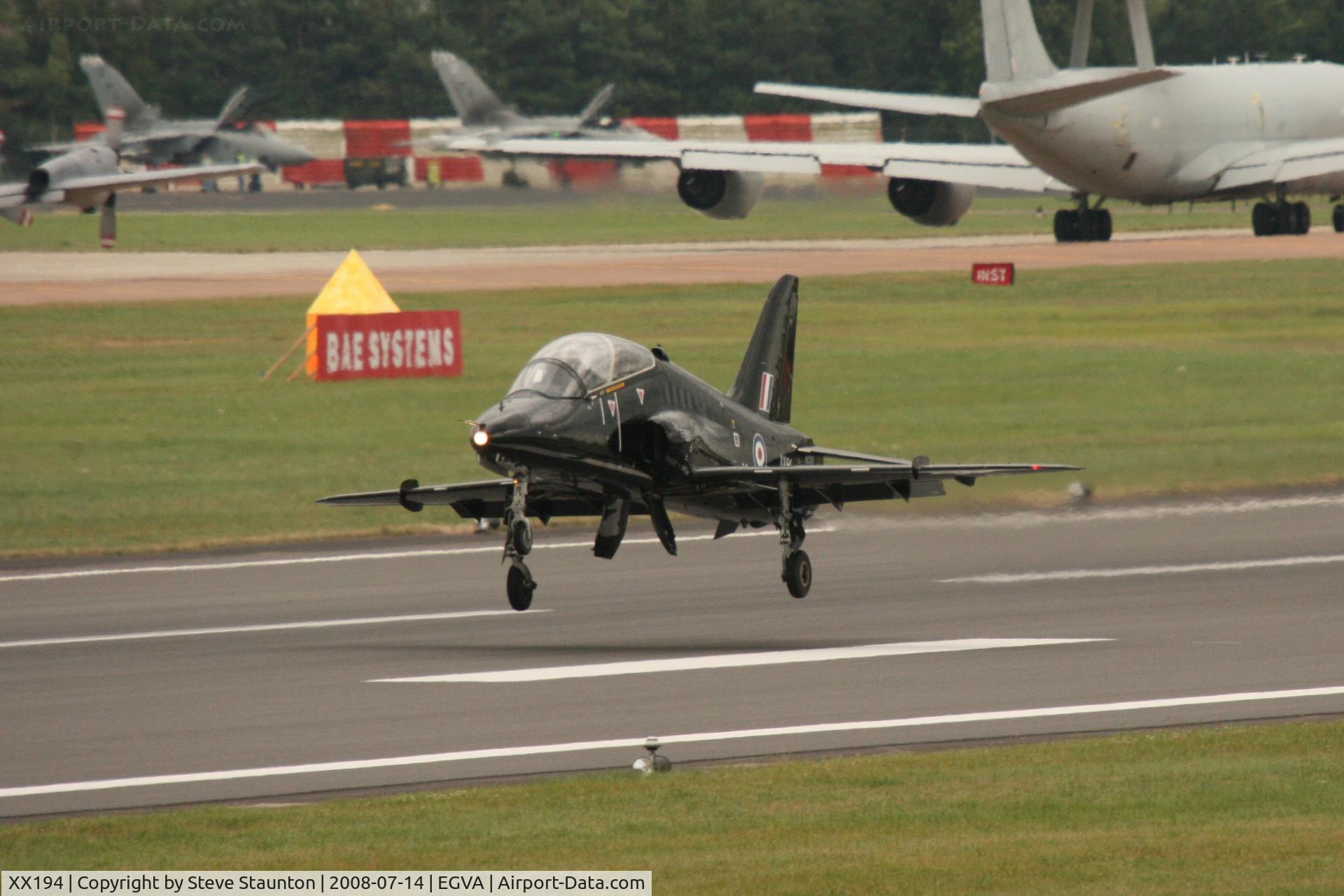 XX194, 1978 Hawker Siddeley Hawk T.1A C/N 041/312041, Taken at the Royal International Air Tattoo 2008 during arrivals and departures (show days cancelled due to bad weather)