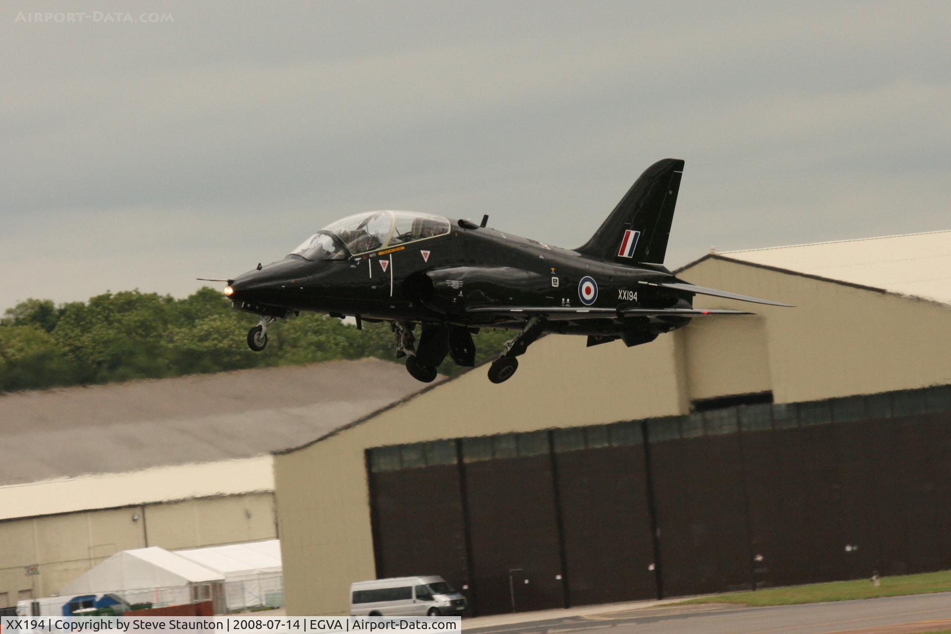 XX194, 1978 Hawker Siddeley Hawk T.1A C/N 041/312041, Taken at the Royal International Air Tattoo 2008 during arrivals and departures (show days cancelled due to bad weather)
