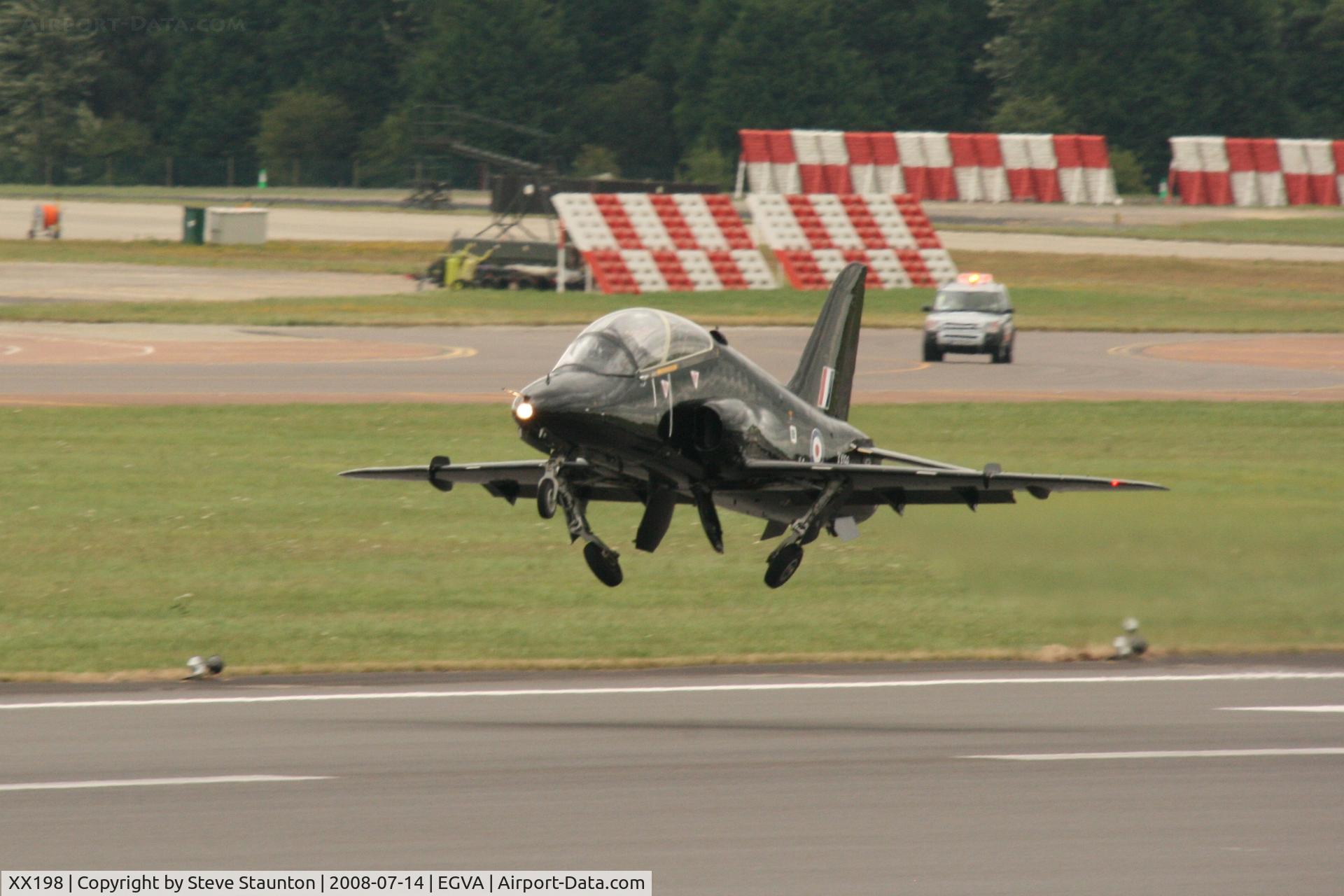 XX198, 1978 Hawker Siddeley Hawk T.1A C/N 045/312045, Taken at the Royal International Air Tattoo 2008 during arrivals and departures (show days cancelled due to bad weather)