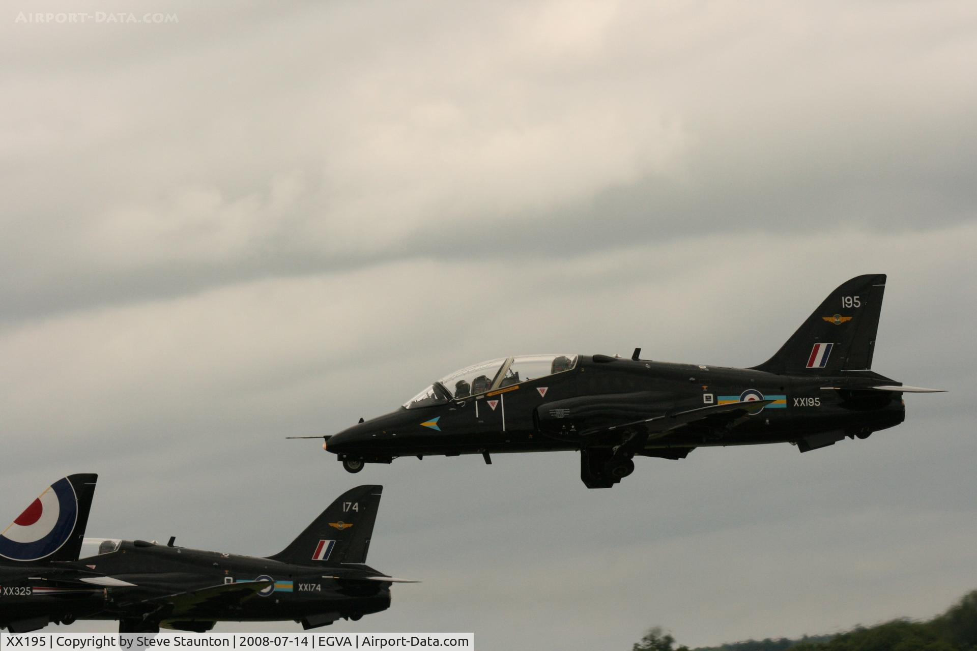 XX195, 1978 Hawker Siddeley Hawk T.1 C/N 042/312042, Taken at the Royal International Air Tattoo 2008 during arrivals and departures (show days cancelled due to bad weather)