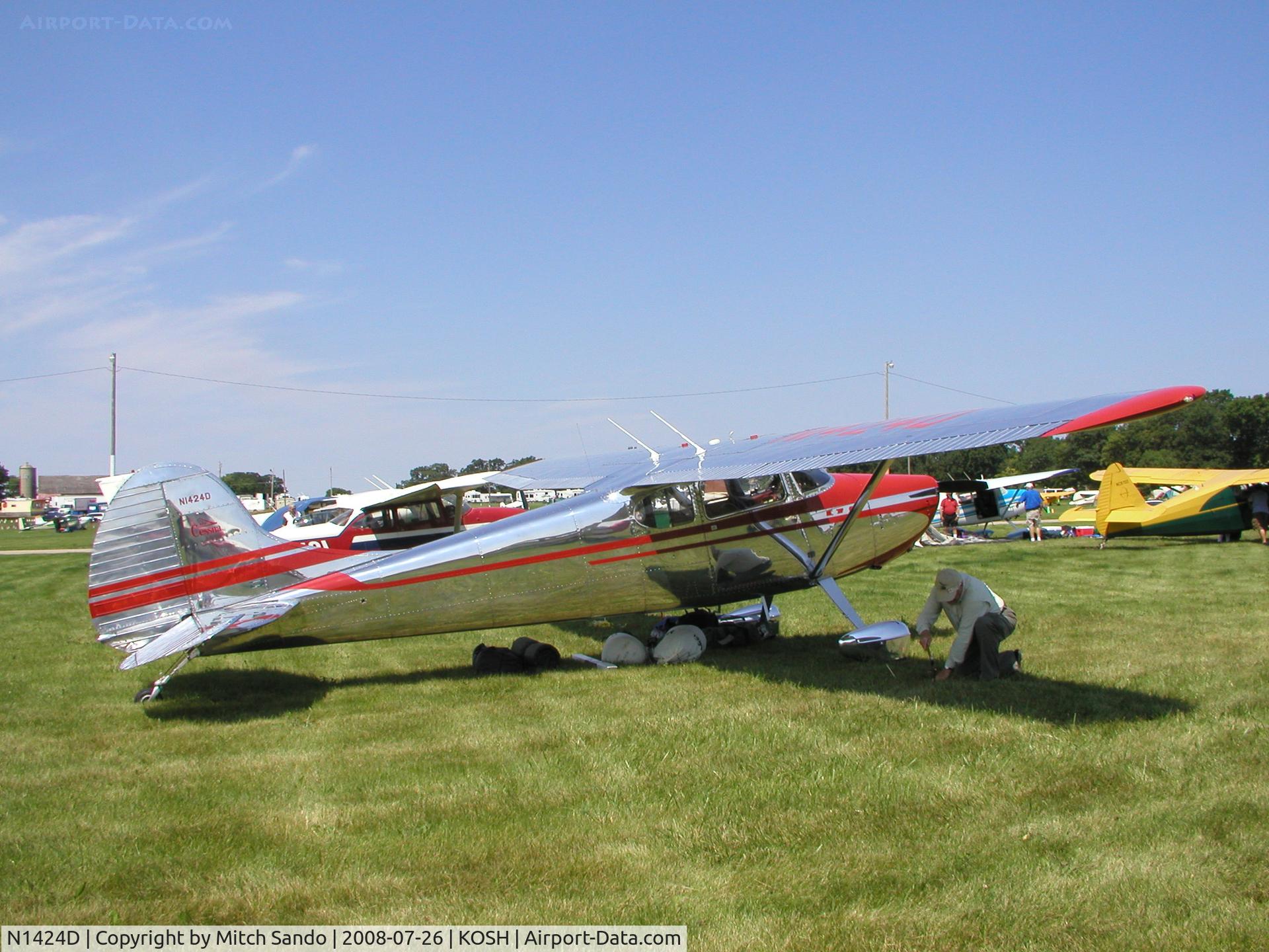 N1424D, 1951 Cessna 170A C/N 20136, EAA AirVenture 2008.