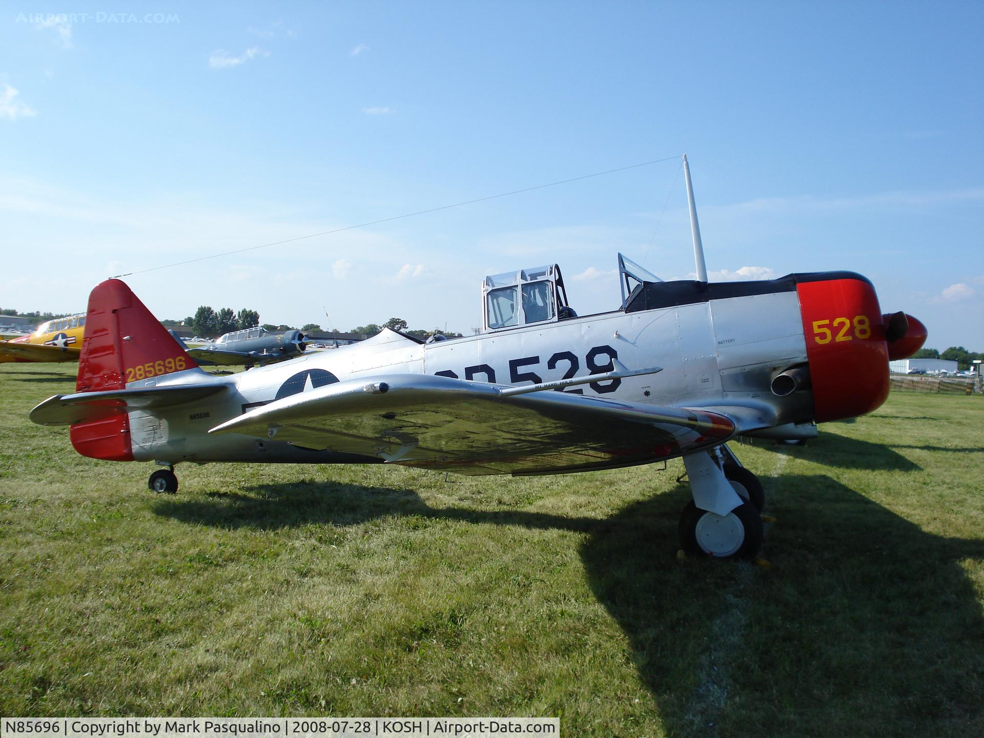 N85696, 1942 North American AT-6D C/N 42-85696, North American AT-6D