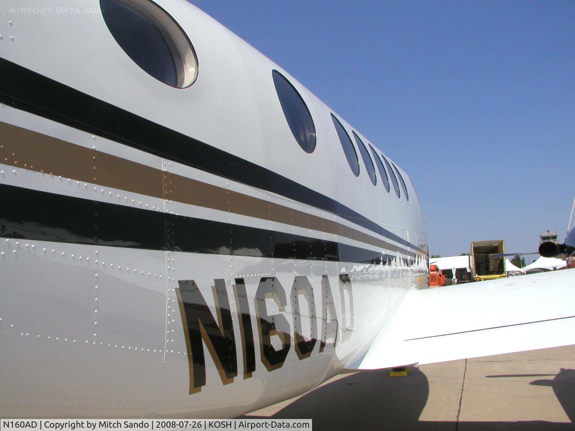 N160AD, 2008 Hawker Beechcraft B200GT King Air C/N BY-42, EAA AirVenture 2008.